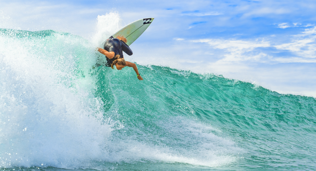 360 Surfers Issue • Surfing Life